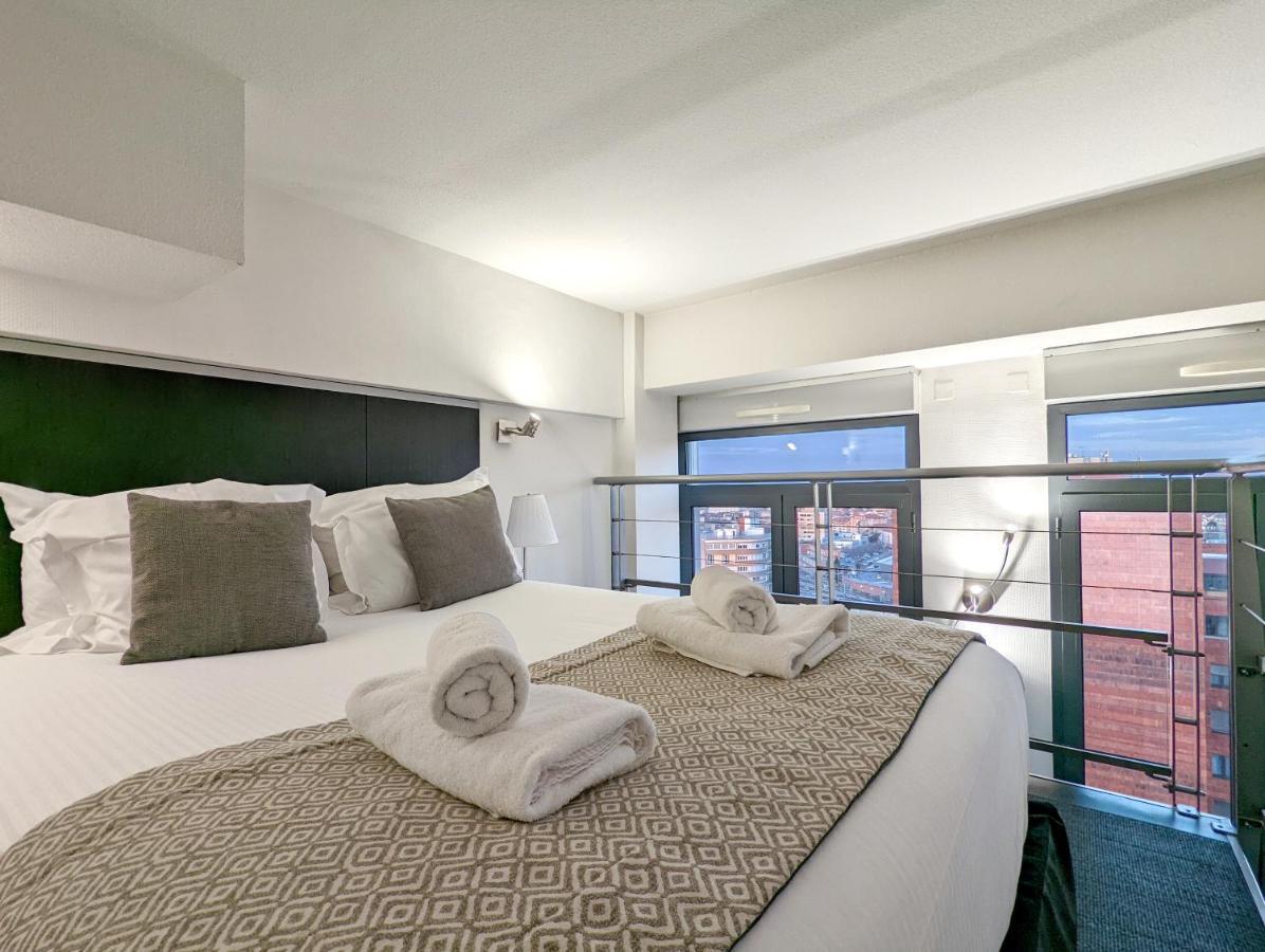 Lofts - Centre Ramblas Aparthotel 4*